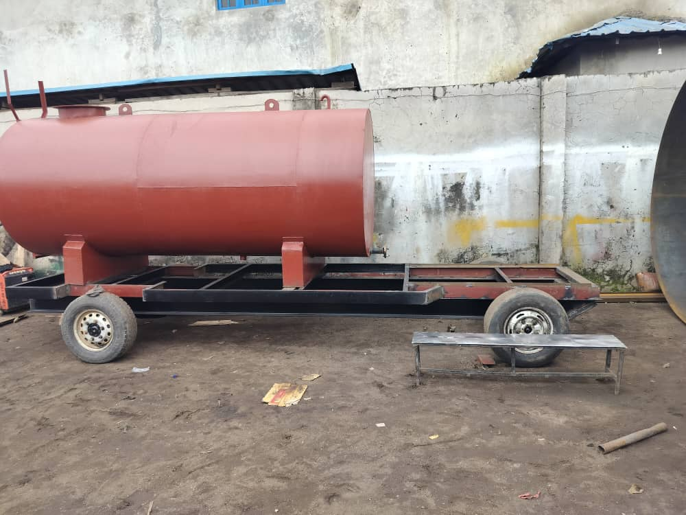 Construction of 6,000 liters capacity mobile storage diesel tank