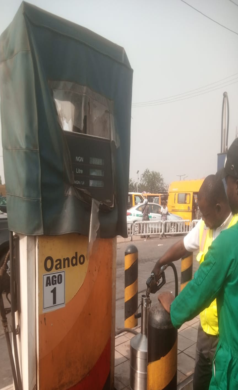 Filling station integrity check for 50 filling stations